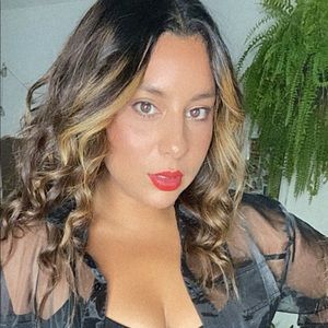 Meet your Posher, Priscilla